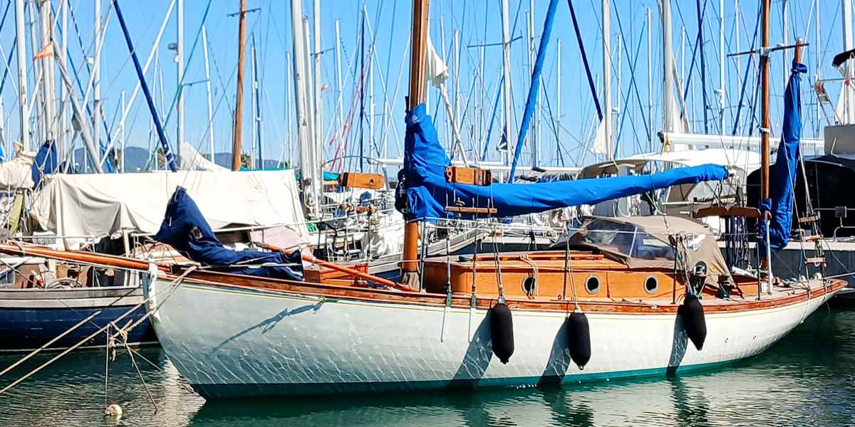 Lindy II, yawl de época