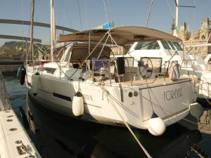 010-Dufour-560-GL